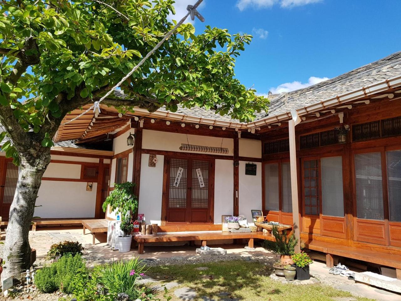 Gyeongju Guesthouse Huewon Exterior photo
