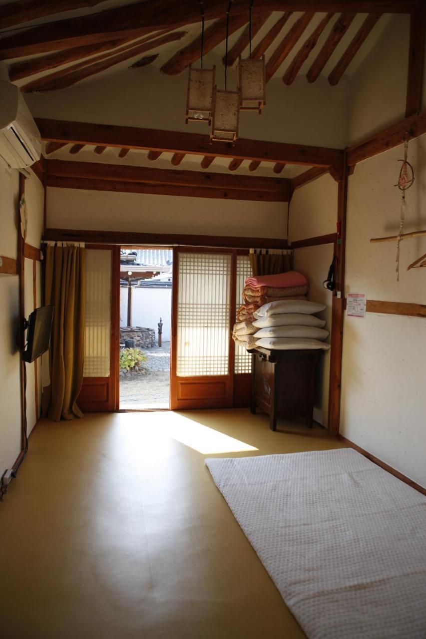 Gyeongju Guesthouse Huewon Exterior photo