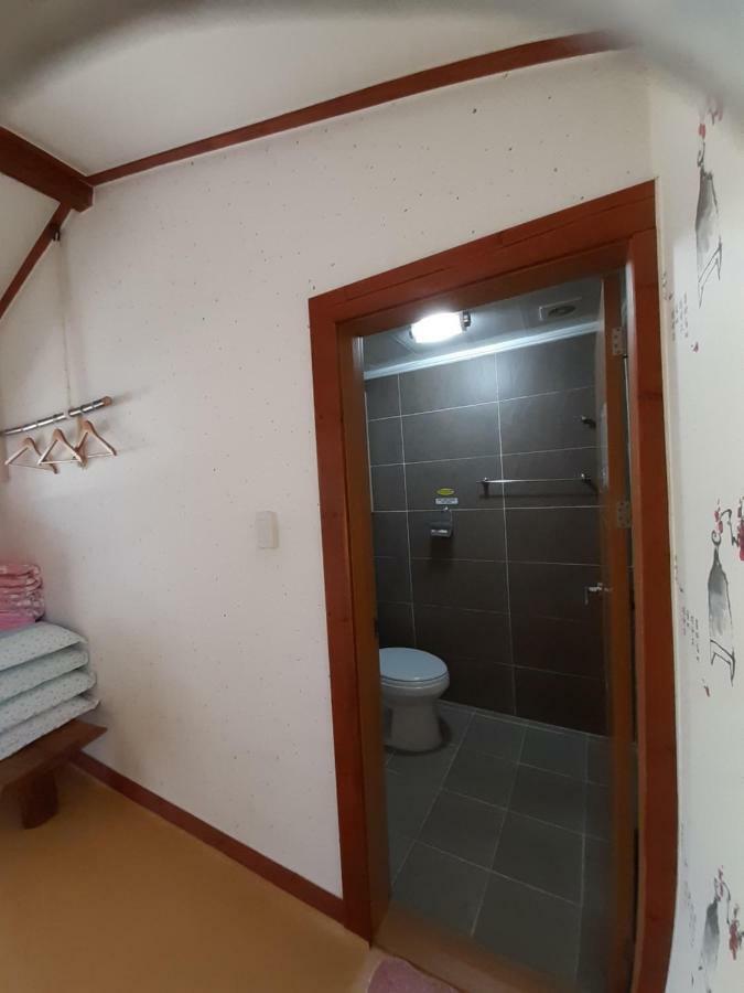 Gyeongju Guesthouse Huewon Exterior photo