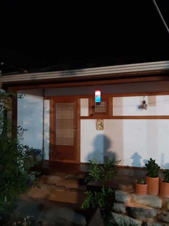 Gyeongju Guesthouse Huewon Exterior photo